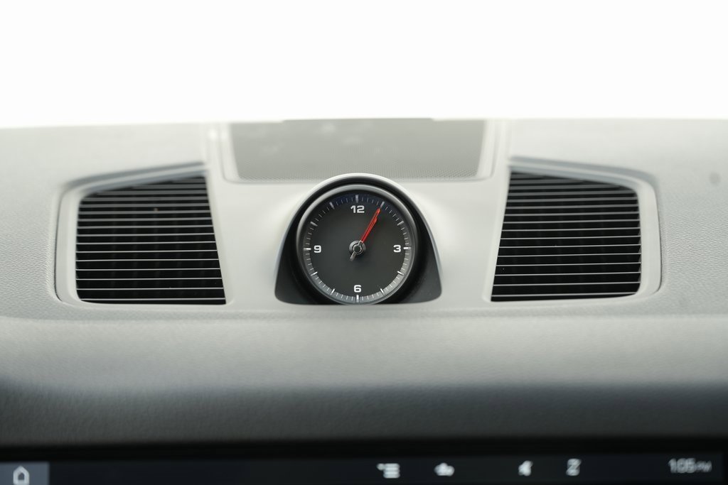 Used 2020 Porsche Cayenne image 42