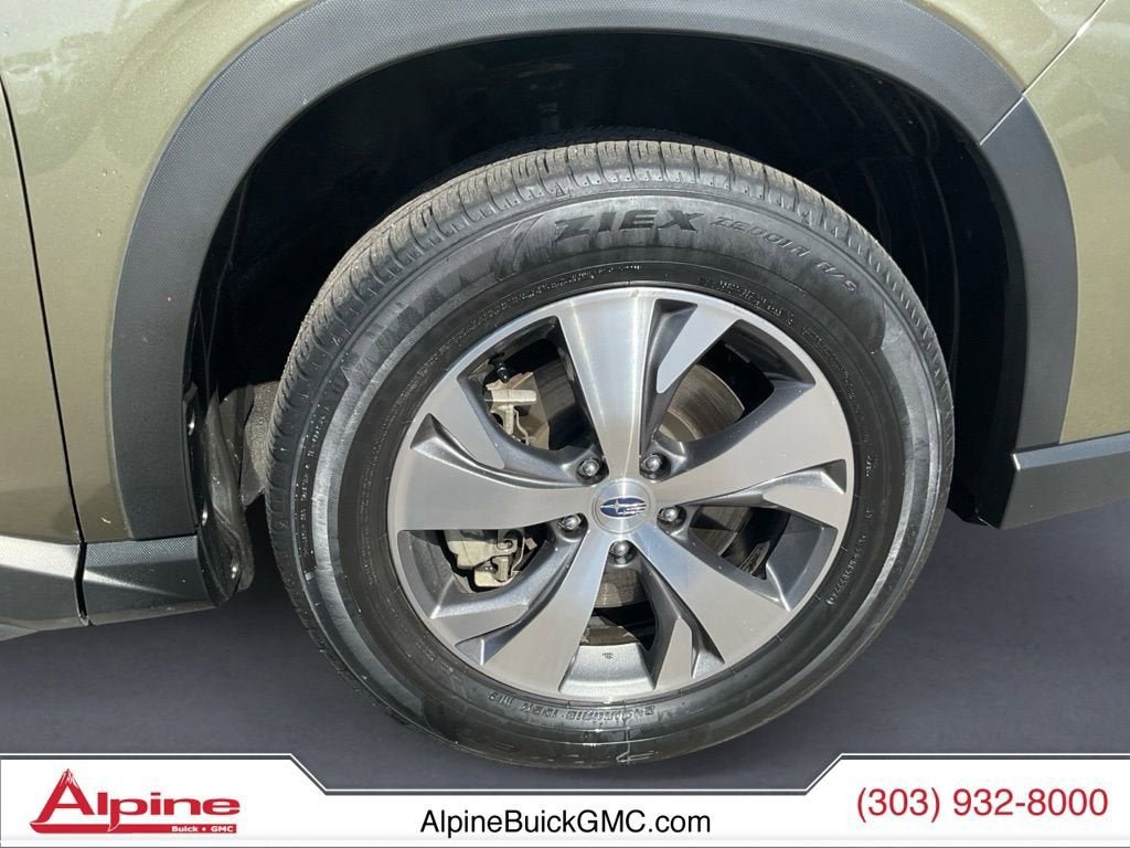 Used 2025 Subaru Ascent Premium AWD/4WD image 14