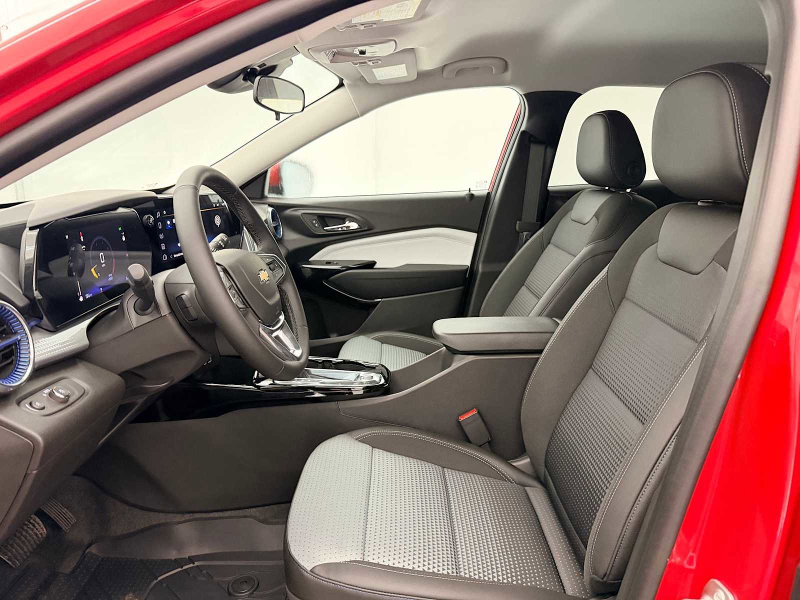 New 2026 Chevrolet Trax LT w/ Driver Confidence Package image 17