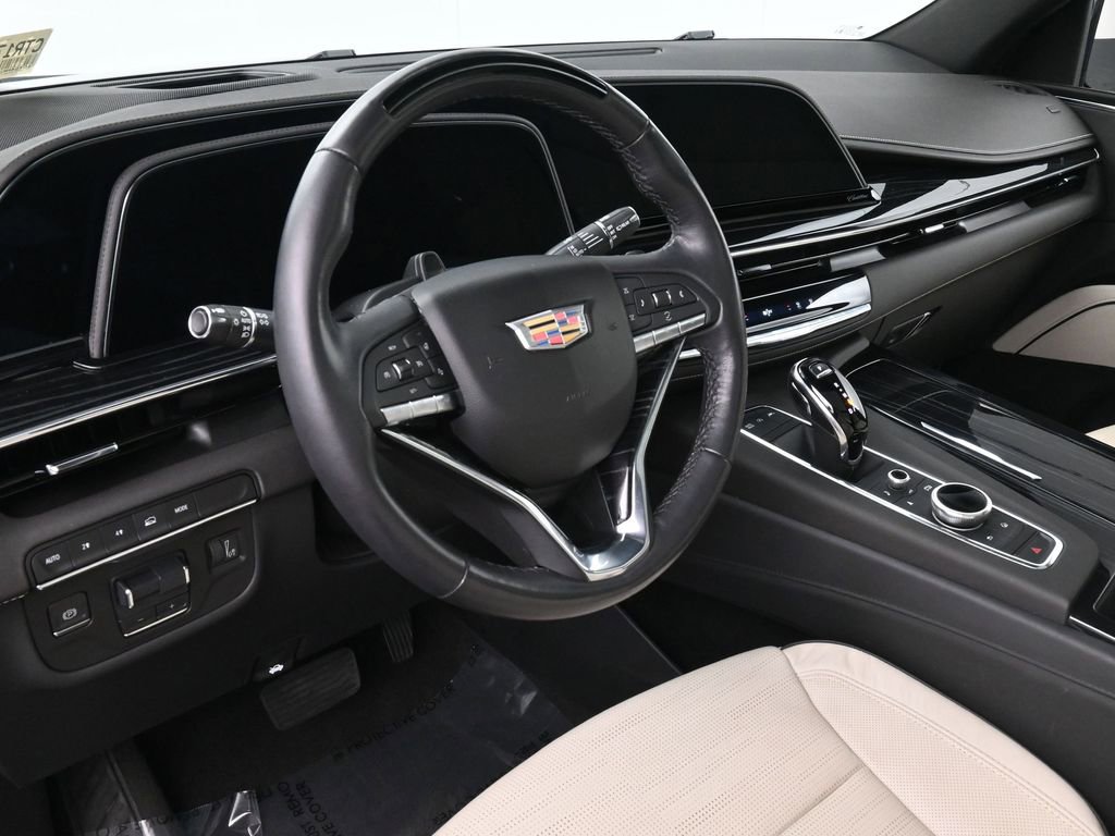 Certified 2024 Cadillac Escalade ESV Sport image 7