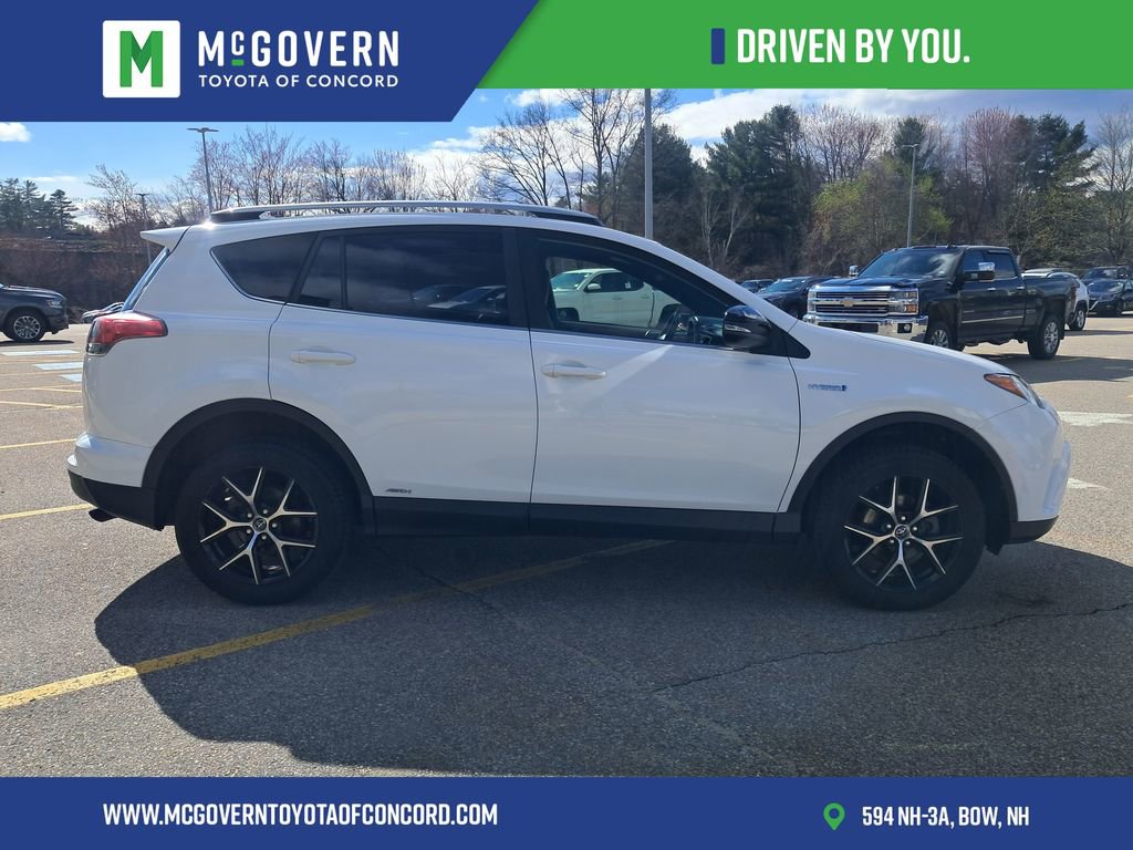 Used 2018 Toyota RAV4 SE AWD/4WD image 7