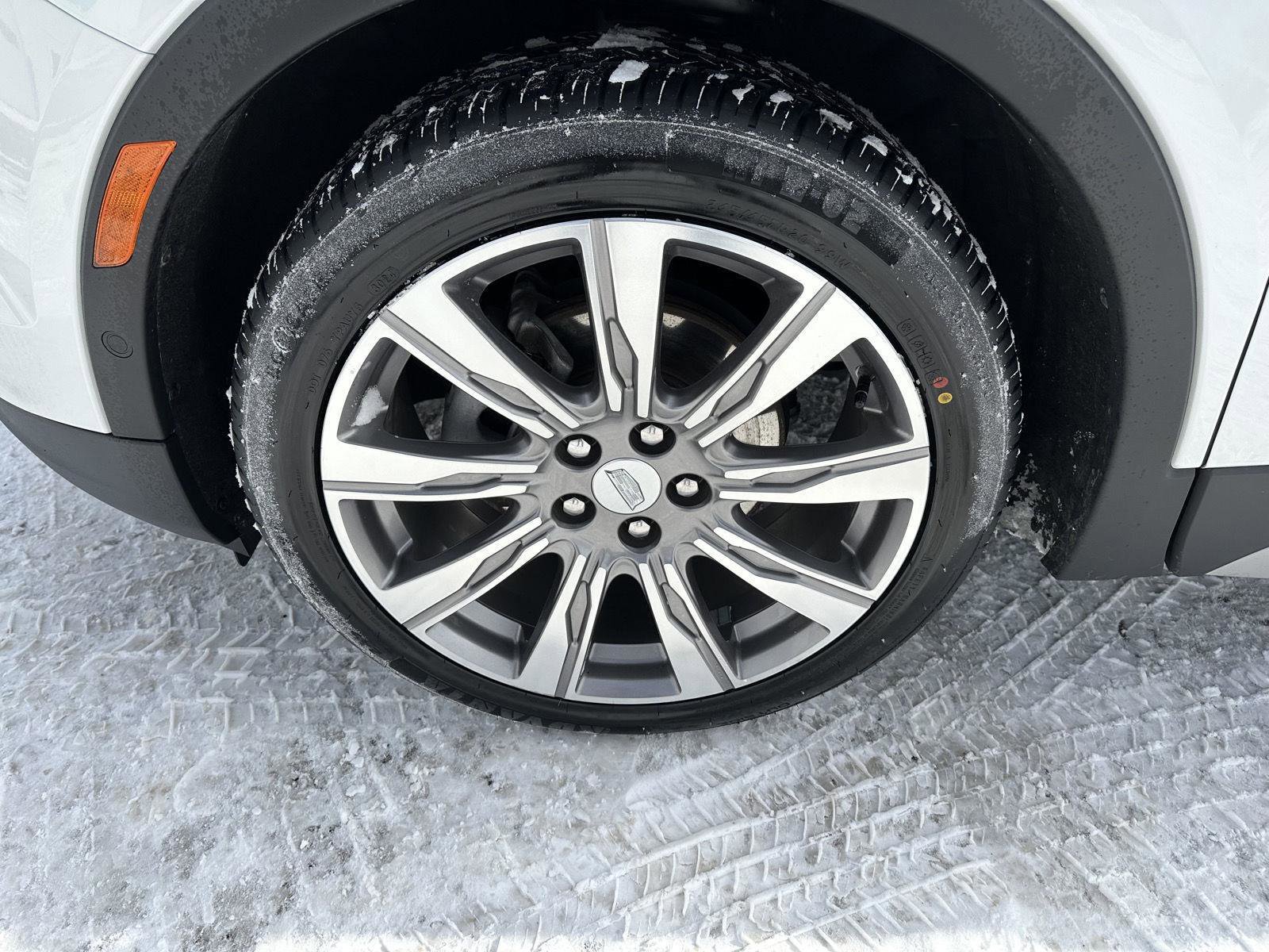 Used 2022 Cadillac XT4 Premium Luxury w/ Sun And Sound Package image 13