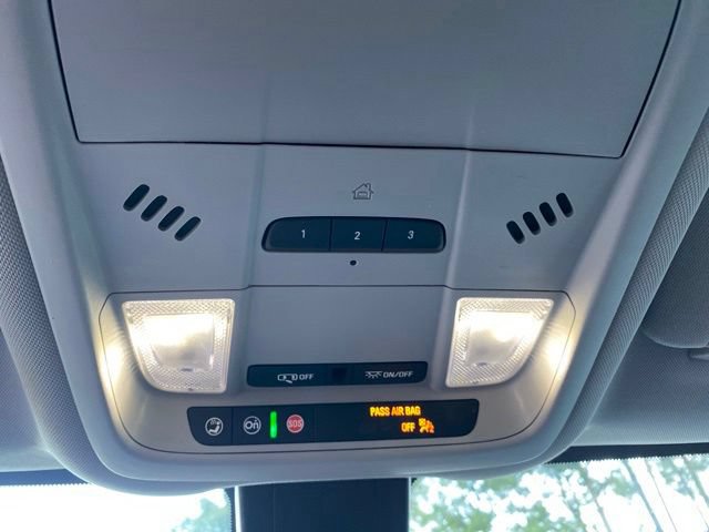 Used 2024 Chevrolet Equinox Premier AWD/4WD image 17