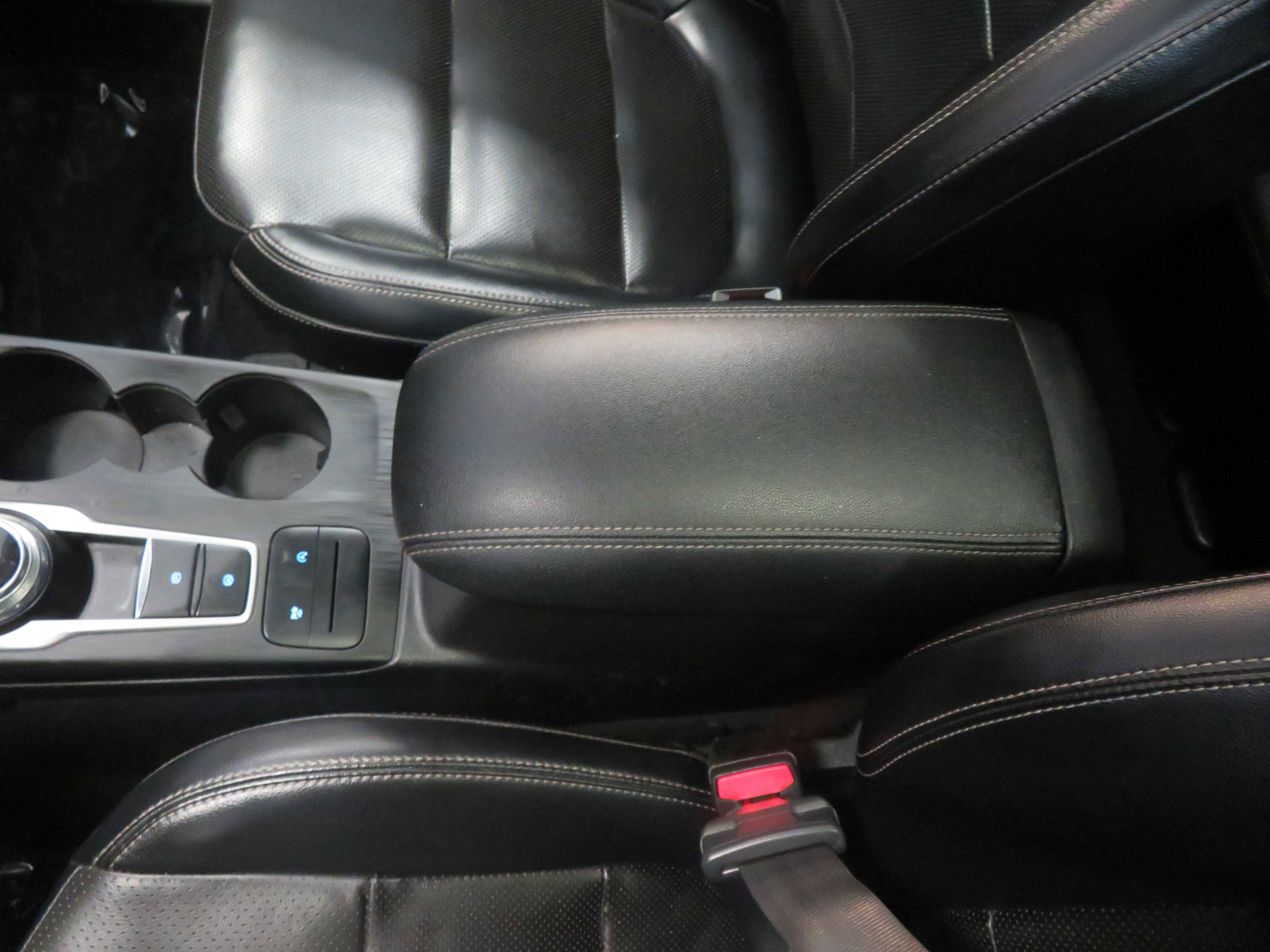 Used 2020 Ford Escape SEL image 41