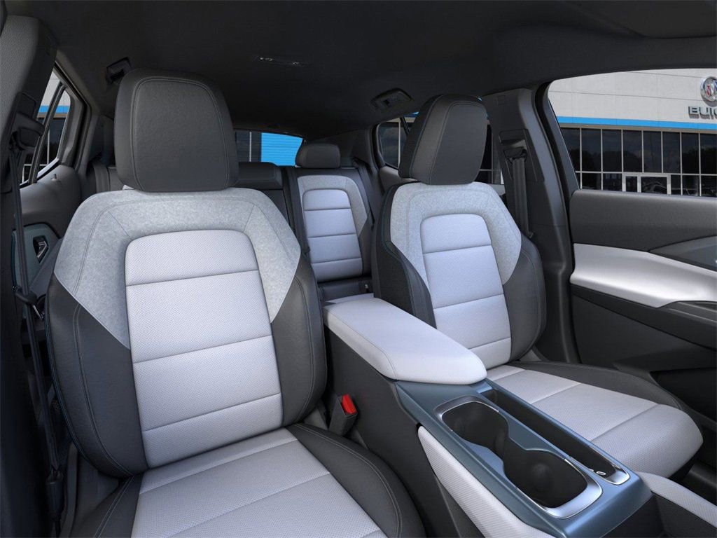 New 2026 Chevrolet Equinox EV LT AWD/4WD image 16