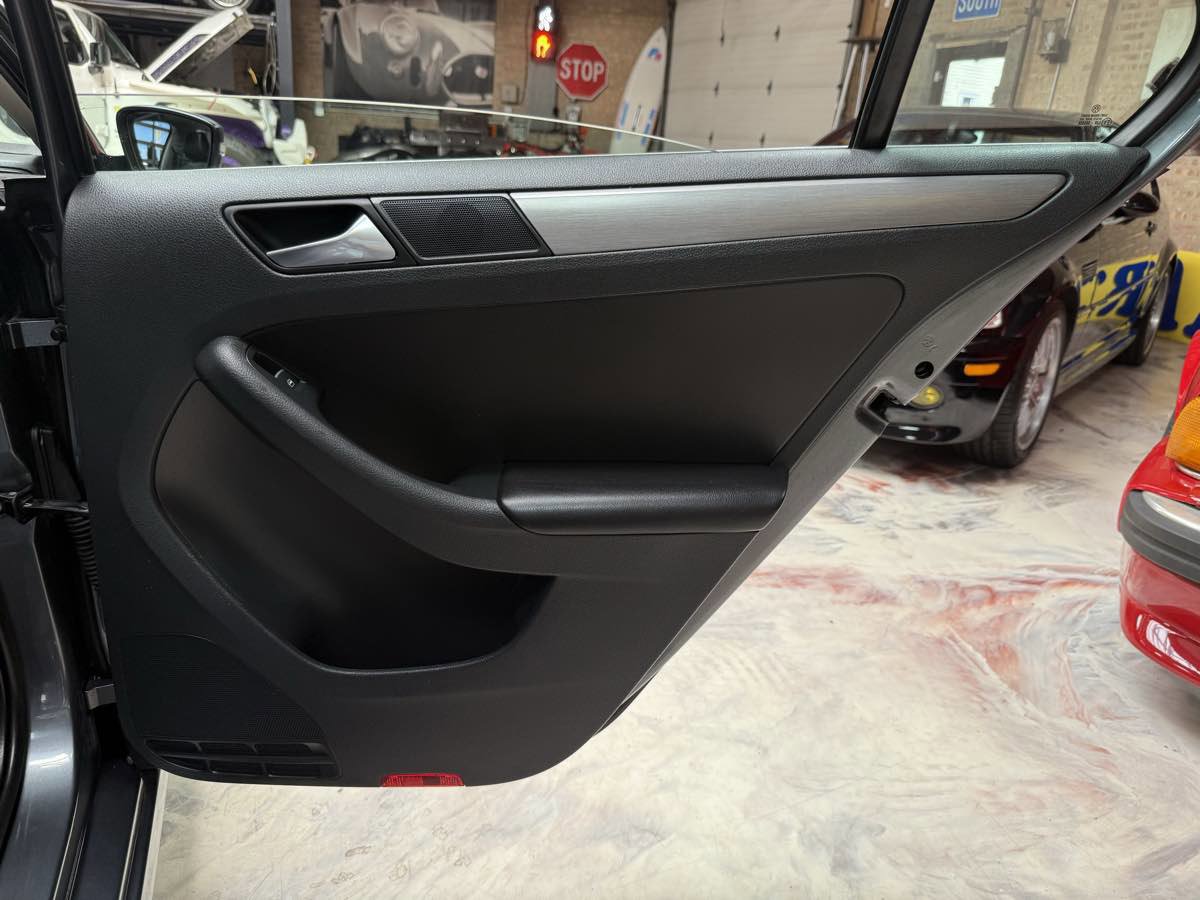 Used 2013 Volkswagen Jetta TDI FWD image 27