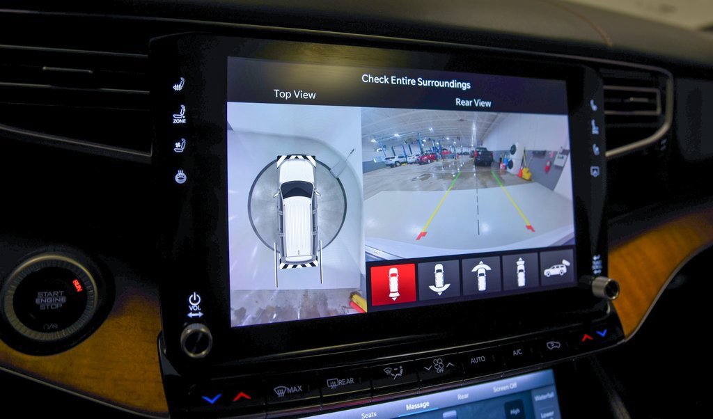 Used 2022 Jeep Grand Wagoneer Series II w/ Premium Group II image 21