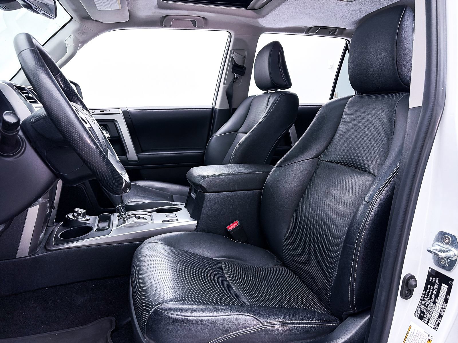 Used 2024 Toyota 4Runner Limited AWD/4WD image 20