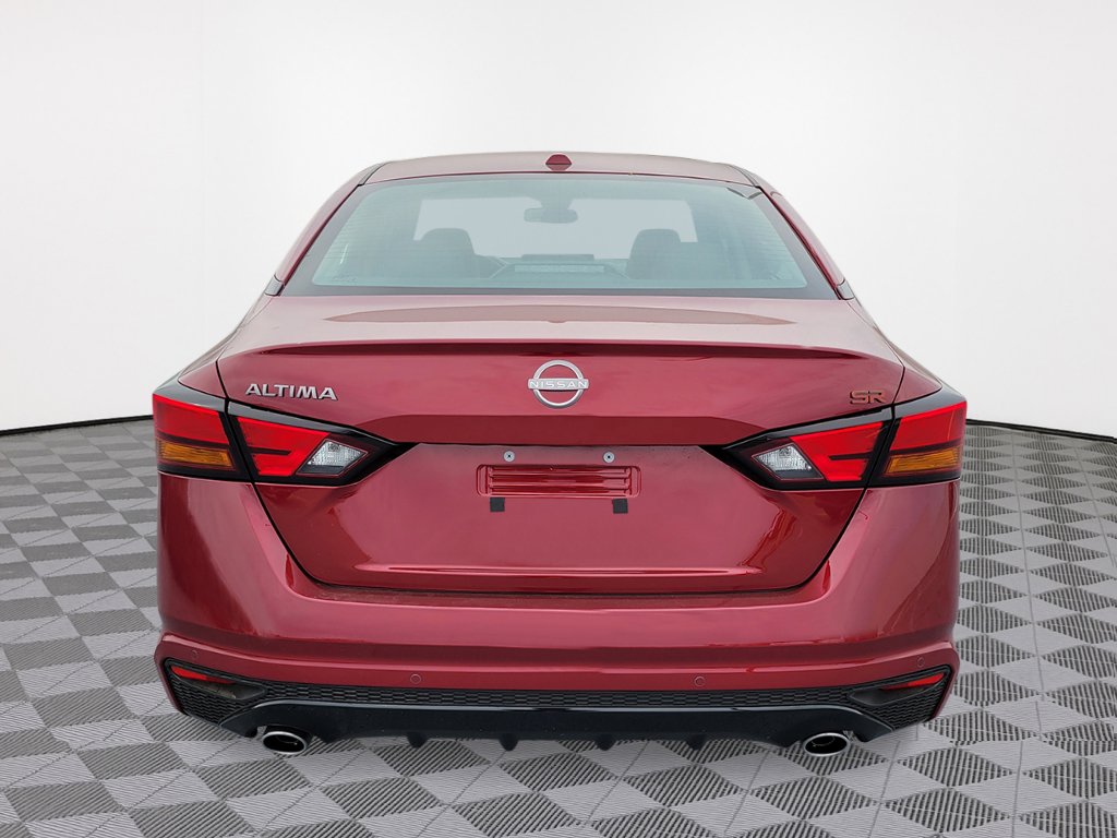 New 2025 Nissan Altima 2.5 SR image 3