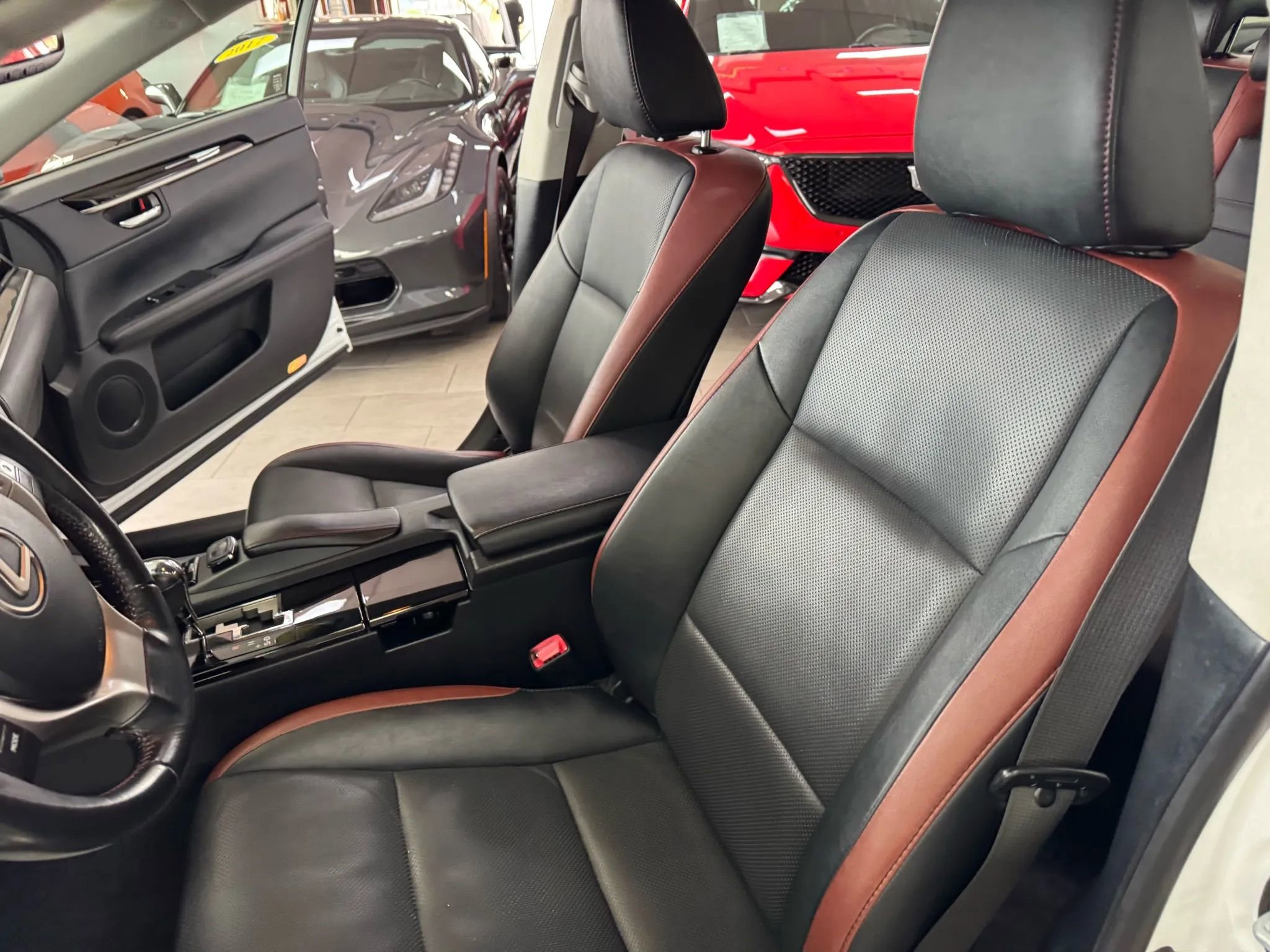 Used 2015 Lexus ES 350 image 10