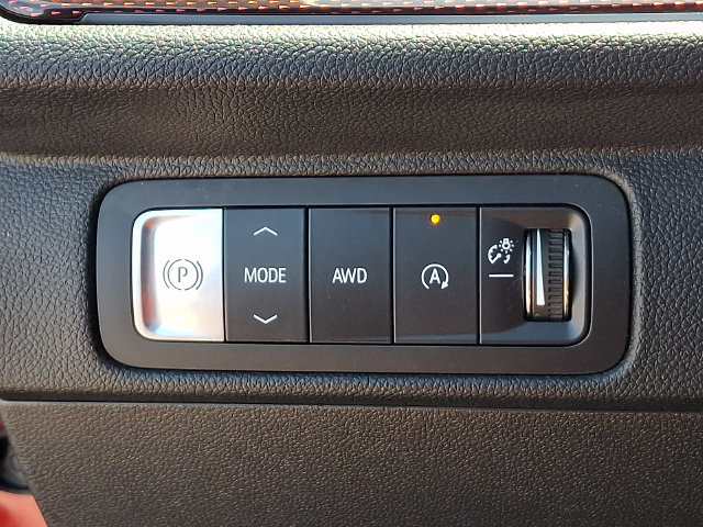 Used 2026 Chevrolet Traverse RS AWD/4WD image 9