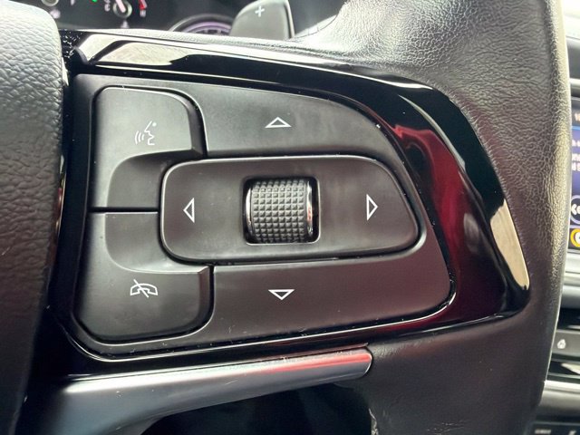 Used 2024 Buick Enclave Essence w/ Experience Buick Package FWD image 27