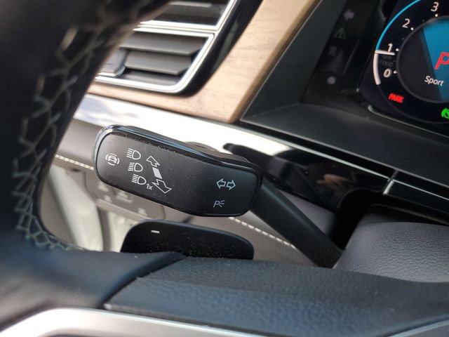 Used 2024 Volkswagen Atlas SE image 25