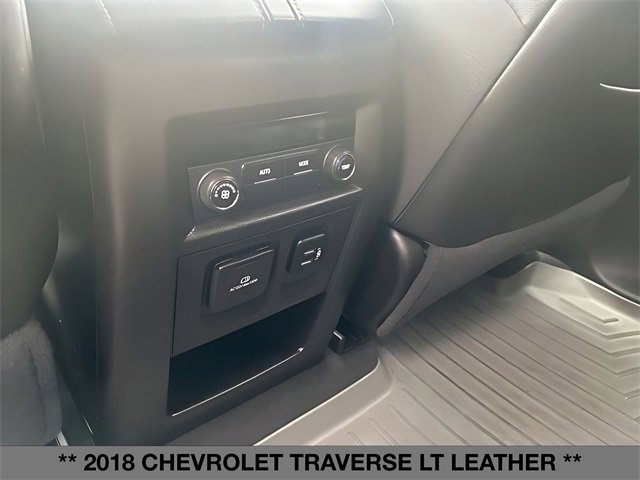 Used 2018 Chevrolet Traverse LT w/ LPO, Black Accent Package image 20