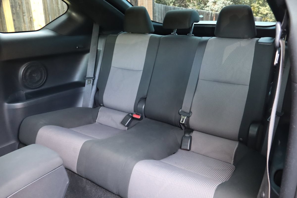 Used 2015 Scion tC FWD image 22