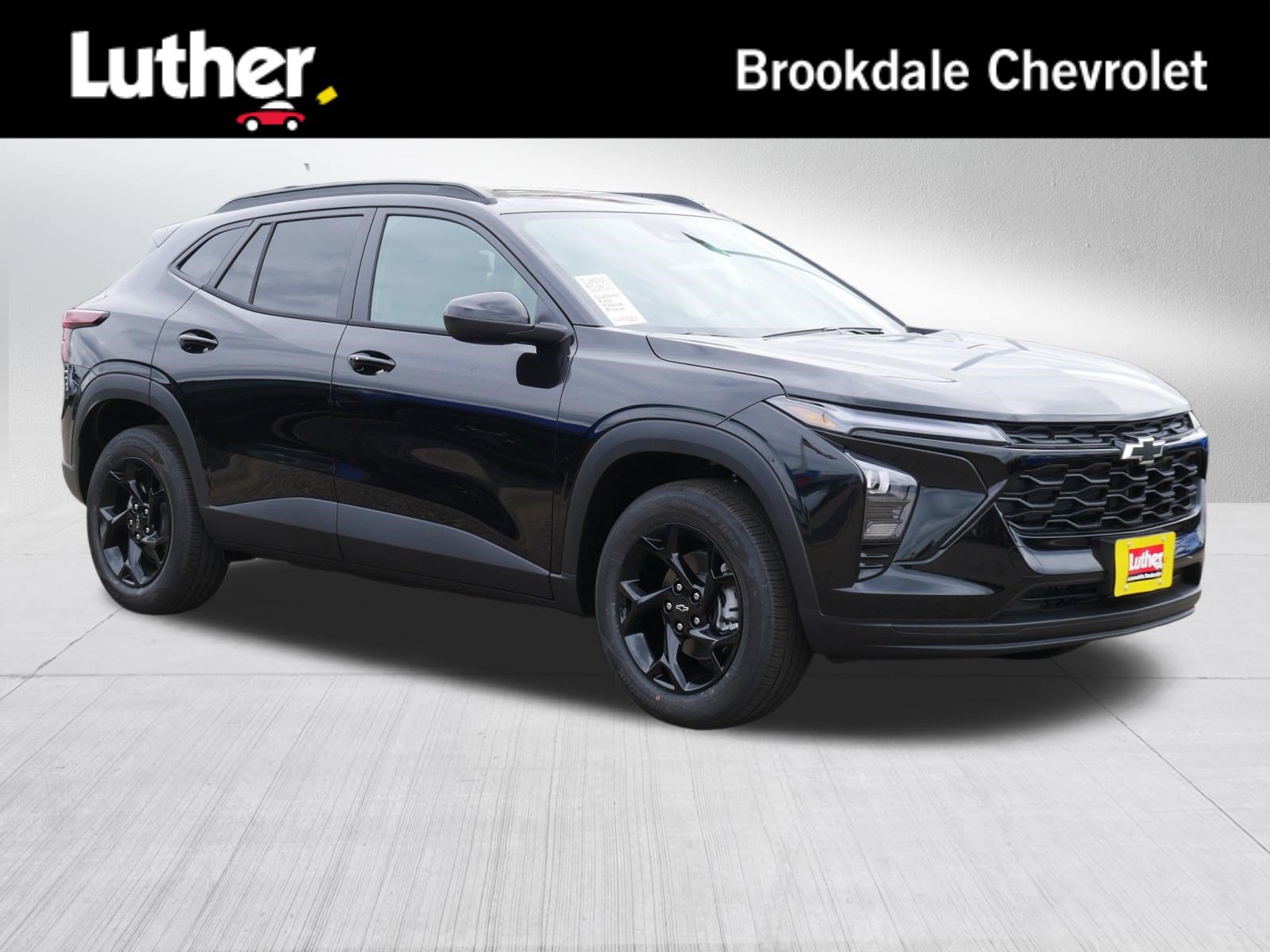 New 2026 Chevrolet Trax LT w/ Sunroof Package FWD image 1