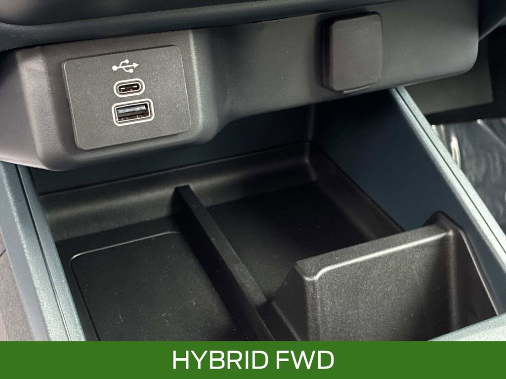 New 2025 Ford Maverick XL image 9