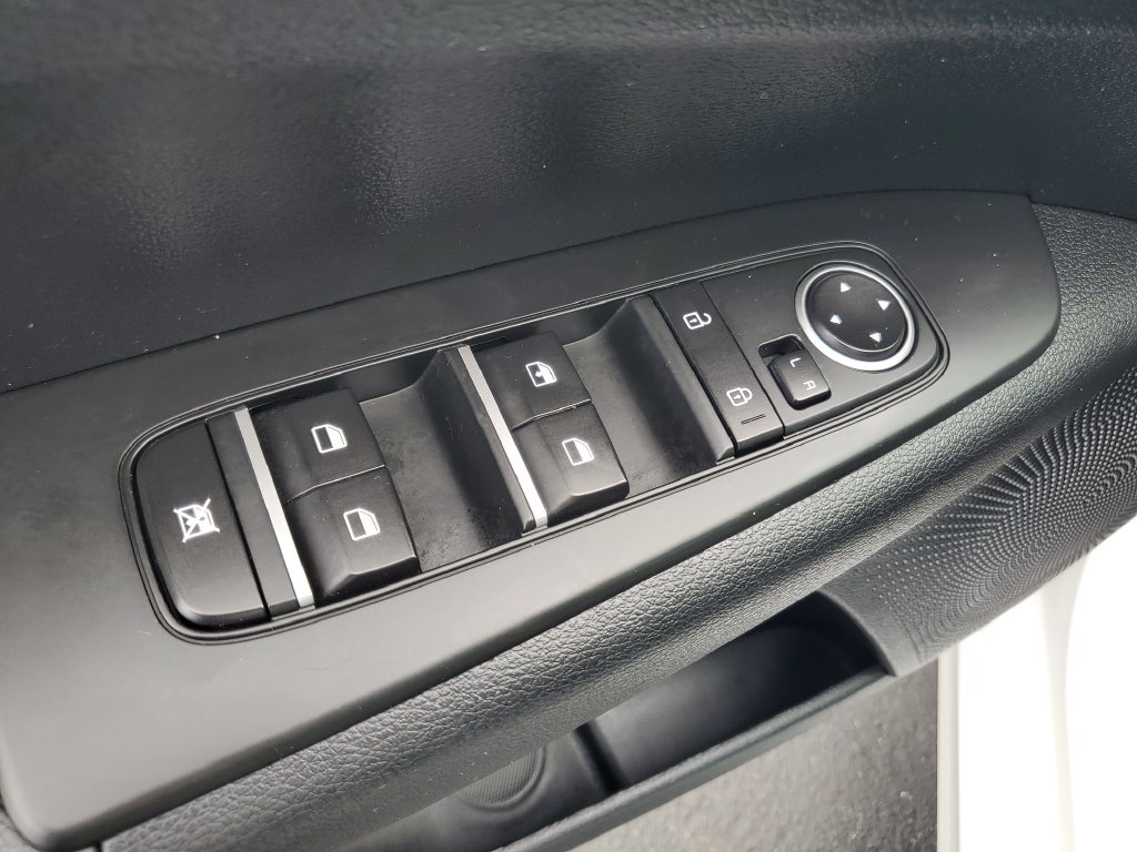 Used 2024 Kia Forte LXS FWD image 19