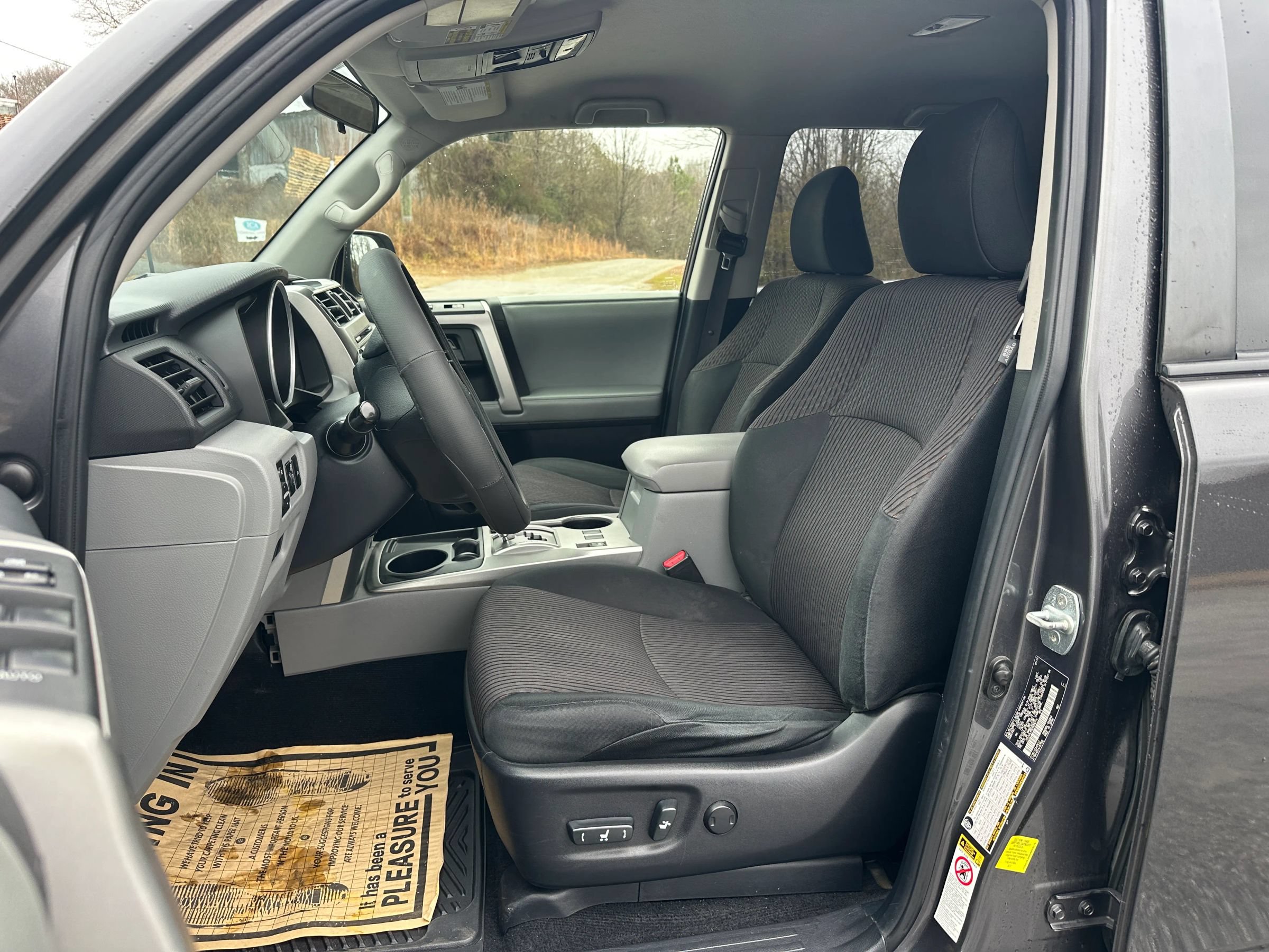 Used 2013 Toyota 4Runner SR5 RWD image 9