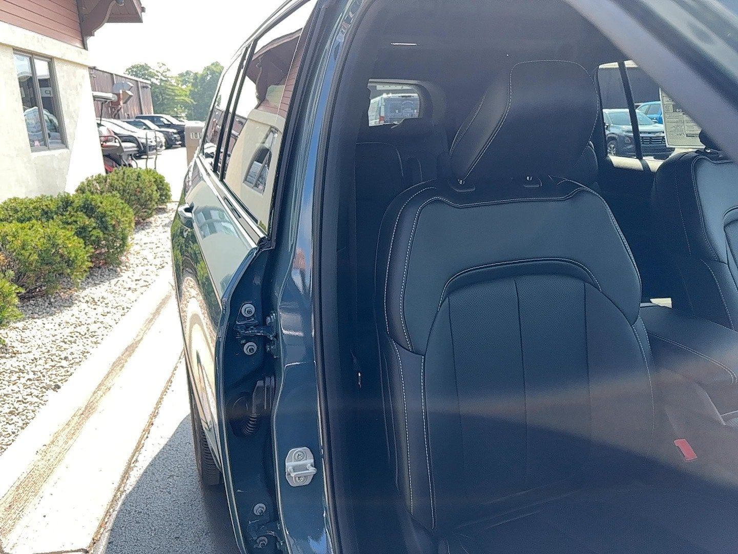 New 2026 Jeep Grand Cherokee L Limited AWD/4WD image 6