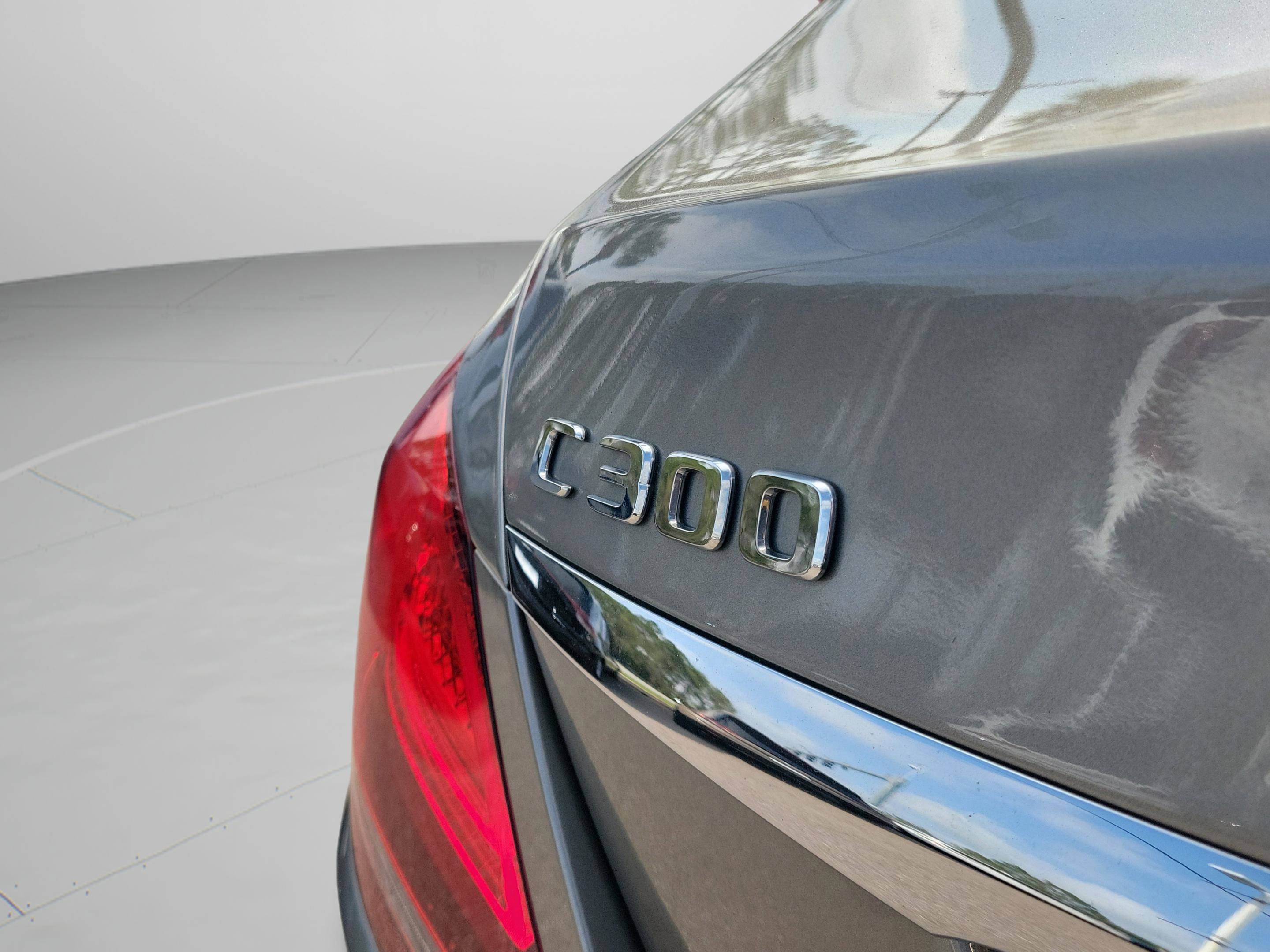 Used 2020 Mercedes-Benz C 300 4MATIC Sedan image 8