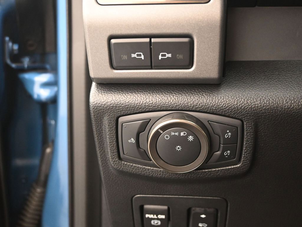 Used 2020 Ford F150 Raptor w/ Equipment Group 802A Luxury image 12