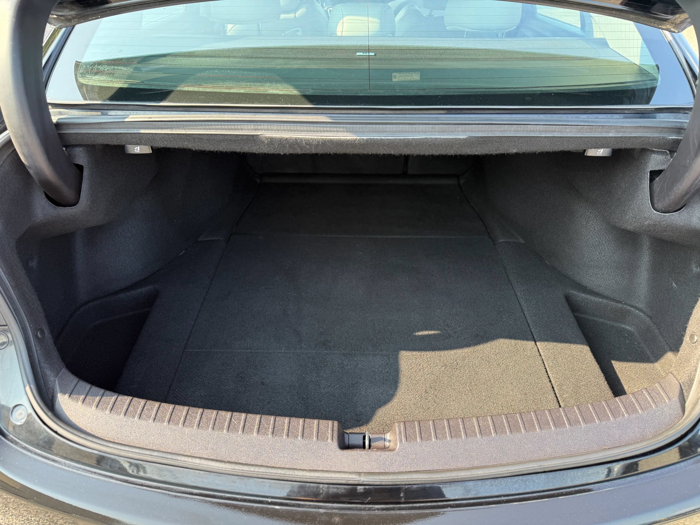 Used 2016 Acura TLX w/ Technology Package FWD image 11