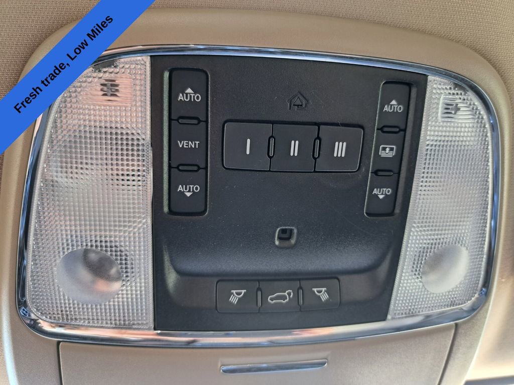 Used 2020 Jeep Grand Cherokee Overland image 18