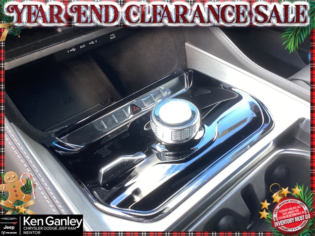 New 2025 Jeep Wagoneer L Series II image 13