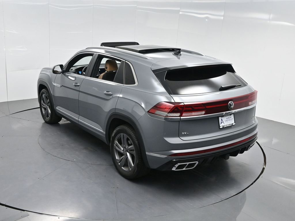 Used 2024 Volkswagen Atlas Cross Sport SEL R-Line image 64