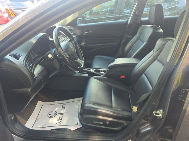 Used 2018 Acura ILX FWD image 9
