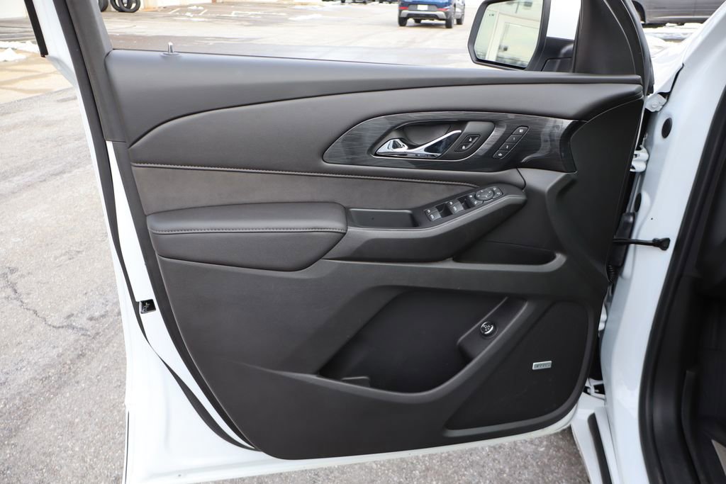 Used 2022 Chevrolet Traverse High Country image 10