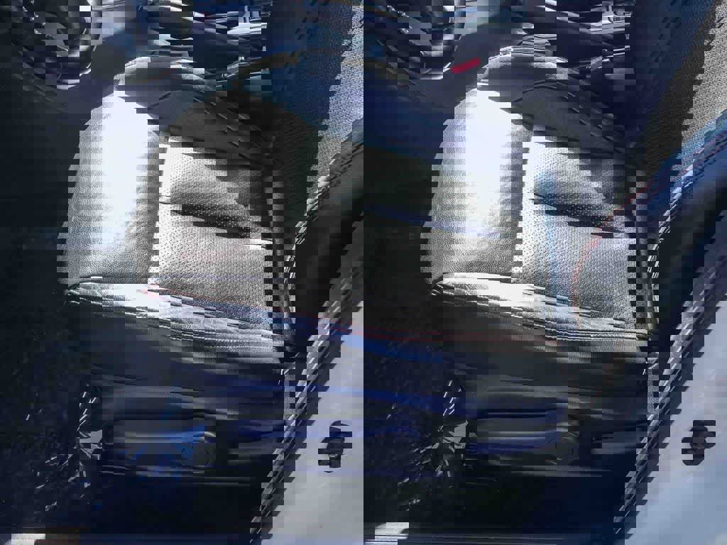 Used 2011 Nissan Juke SL image 18