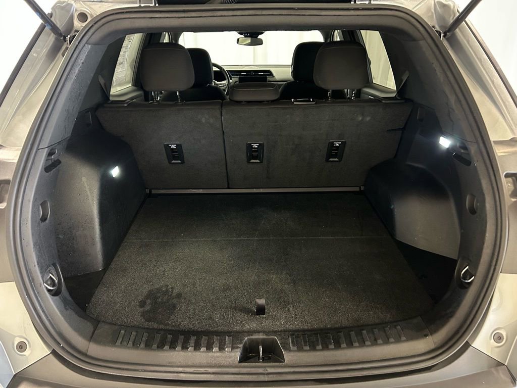 Used 2025 GMC Terrain Elevation AWD/4WD image 27