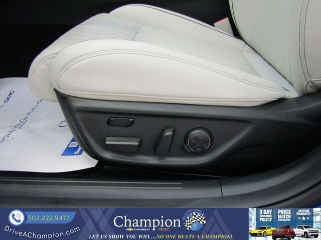 Used 2025 Genesis G70 3.3T Advanced AWD/4WD image 24