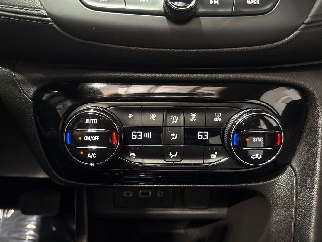 Used 2023 Buick Encore GX Essence w/ Experience Buick Package AWD/4WD image 96