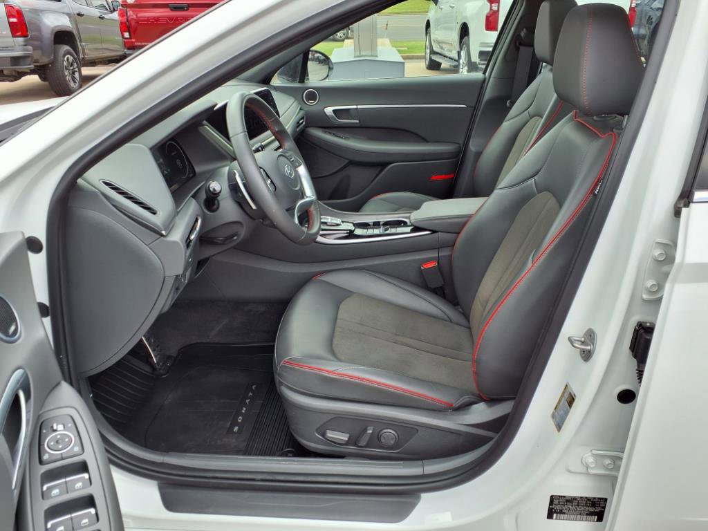 Used 2023 Hyundai Sonata SEL Plus w/ Cargo Package image 20