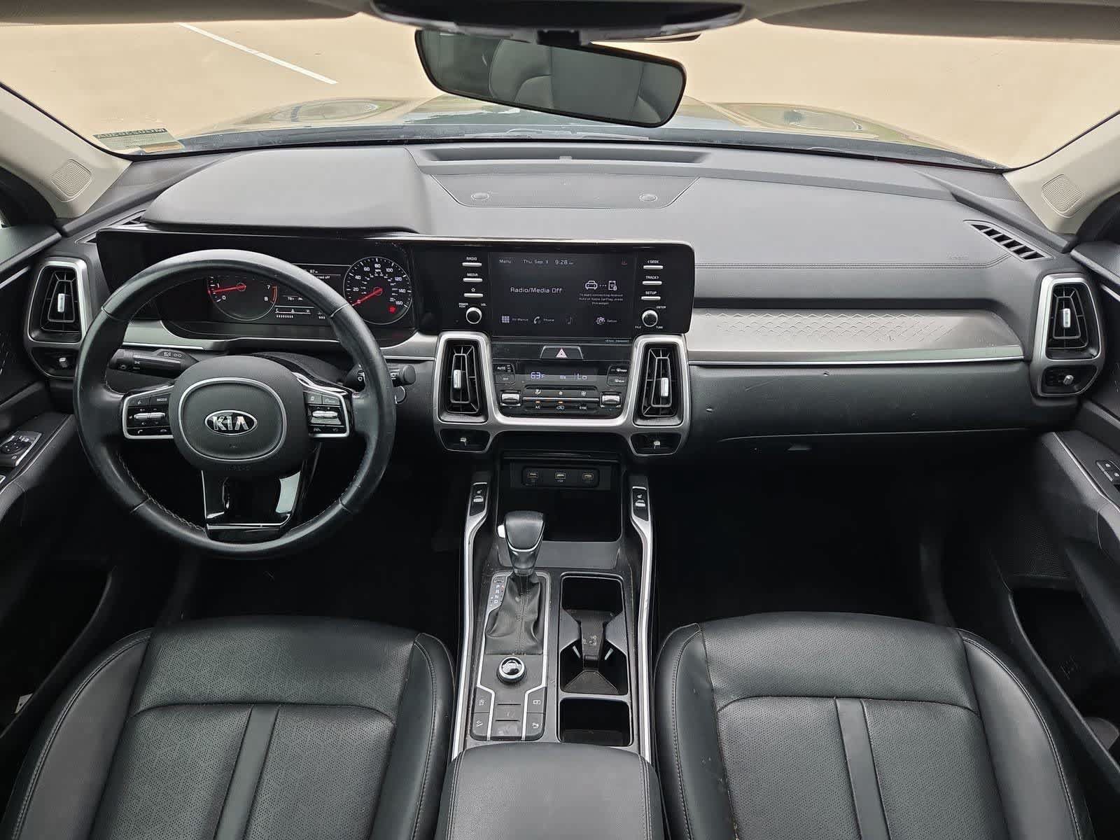 Used 2021 Kia Sorento S w/ Panoramic Sunroof Package FWD image 13