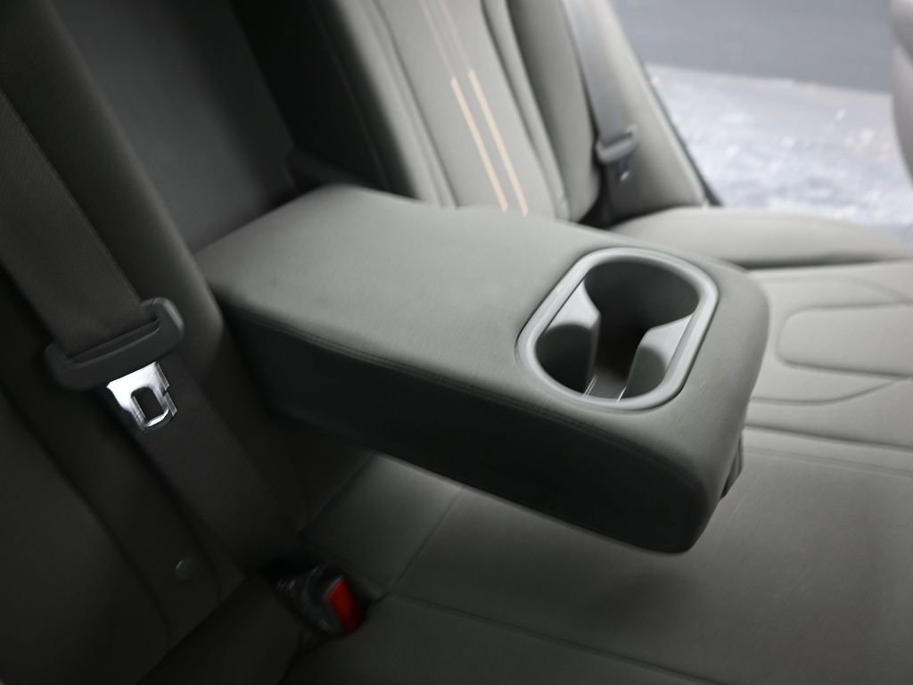 Used 2025 Hyundai Elantra SEL image 51