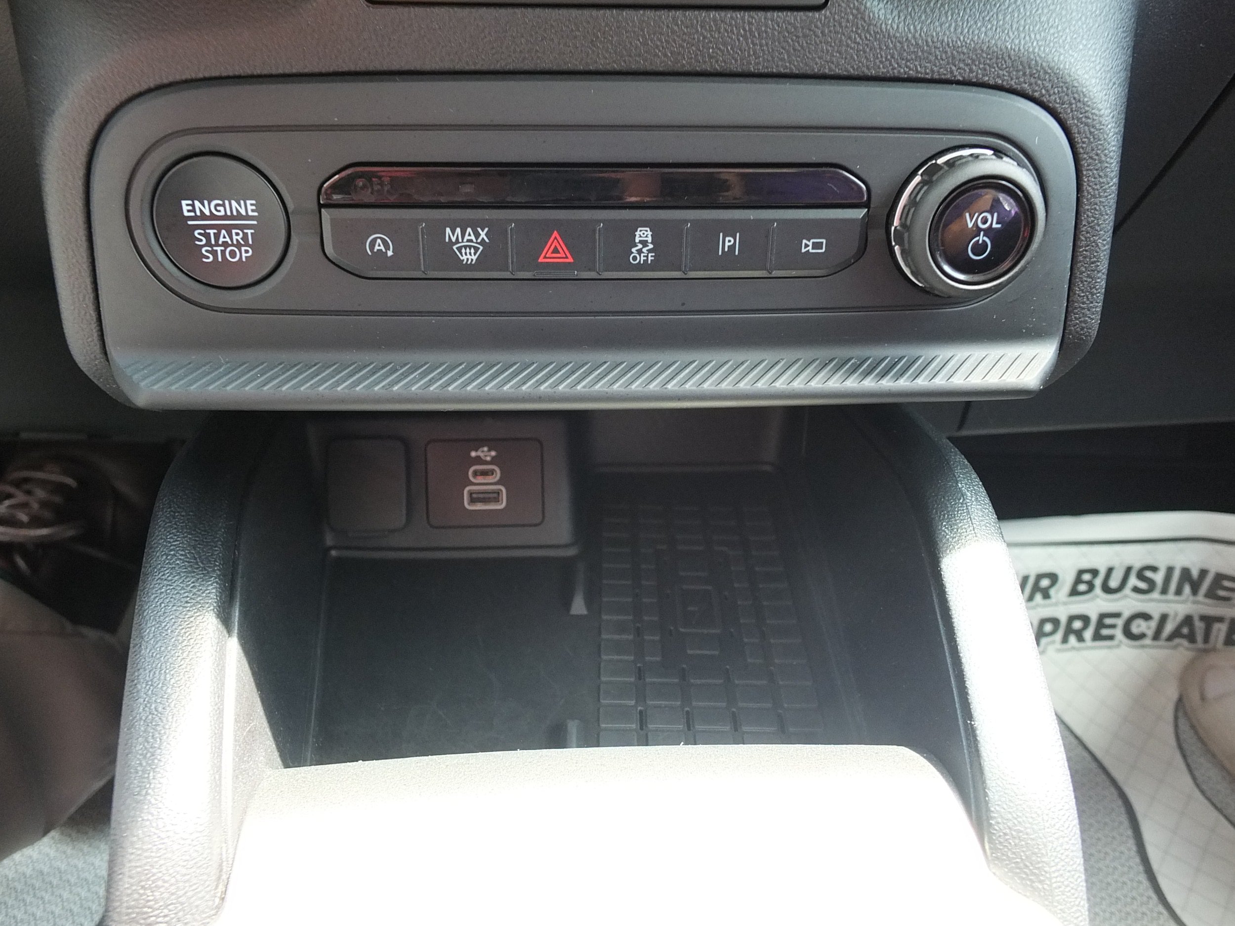 Used 2025 Ford Bronco Sport Outer Banks w/ Outer Banks Tech Package+ AWD/4WD image 25
