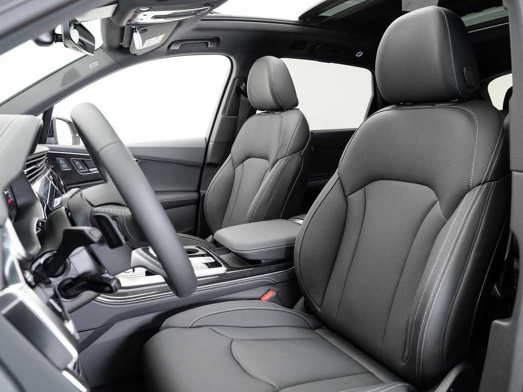 New 2025 Audi Q7 3.0T Prestige image 5