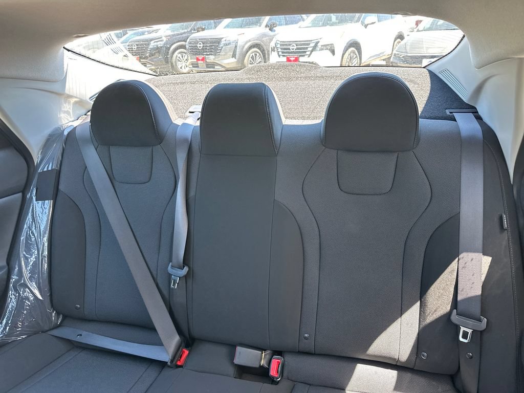 New 2026 Hyundai Elantra SE FWD image 25