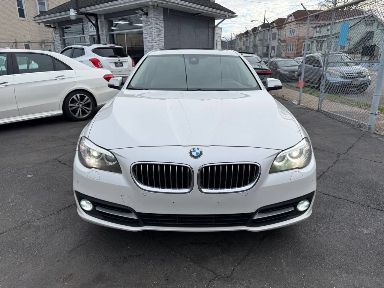 Used 2015 BMW 535i xDrive Sedan AWD/4WD image 9