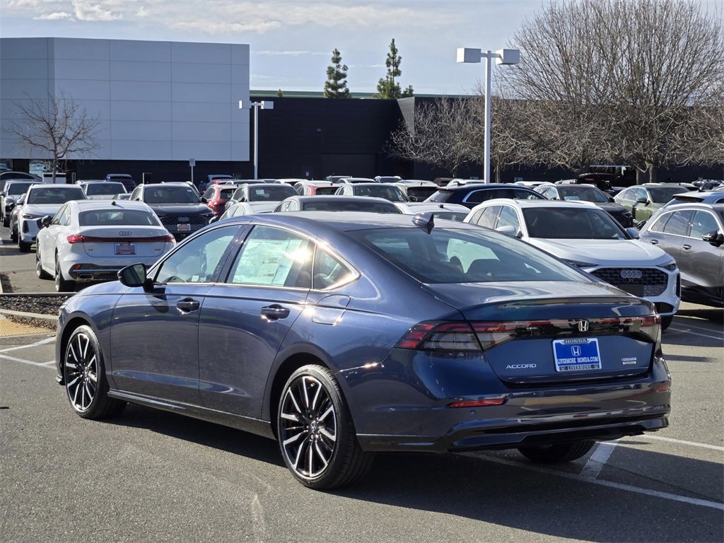 New 2025 Honda Accord Touring image 6