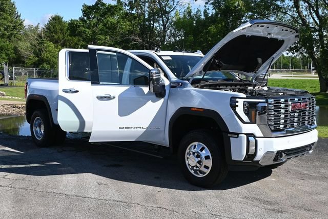 New 2026 GMC Sierra 3500 Denali w/ Denali Reserve Package AWD/4WD image 45