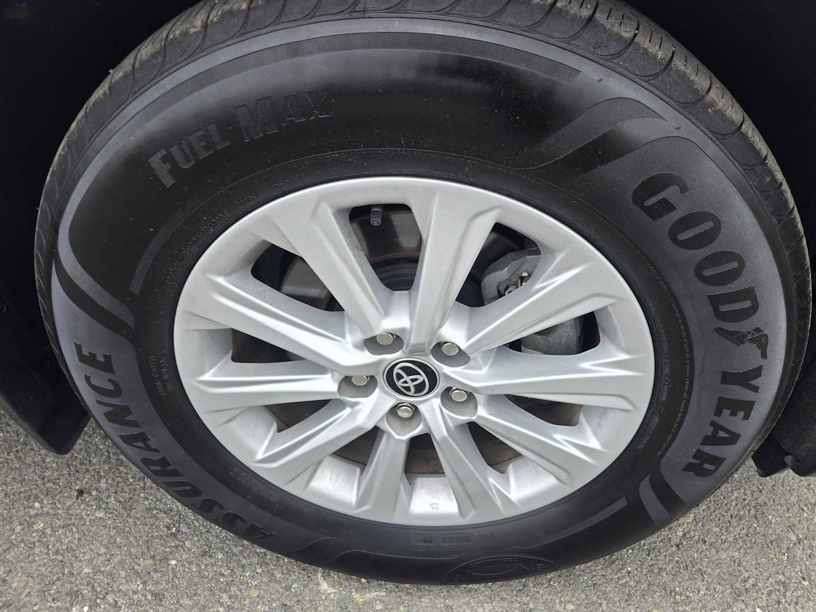 Used 2024 Toyota Grand Highlander XLE image 9