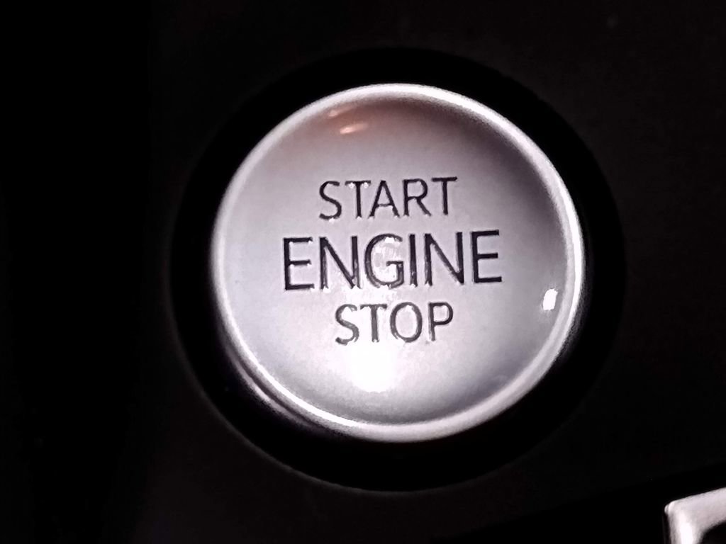 Certified 2022 Volkswagen Taos S w/ IQ Drive S Package image 28