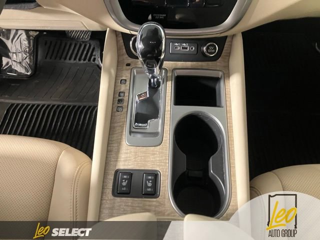 Used 2024 Nissan Murano SL AWD/4WD image 16