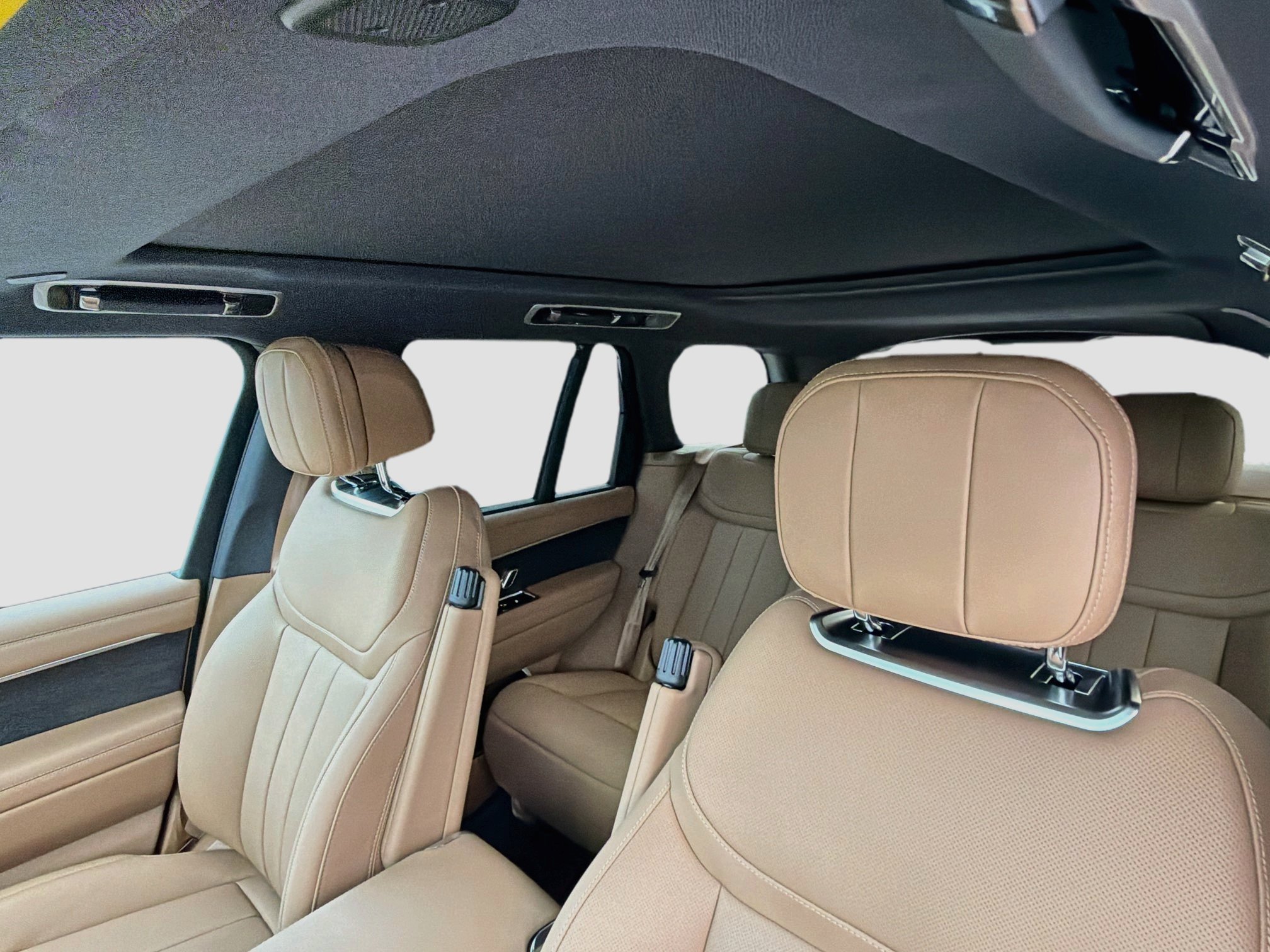 New 2027 Land Rover Range Rover SE AWD/4WD image 26