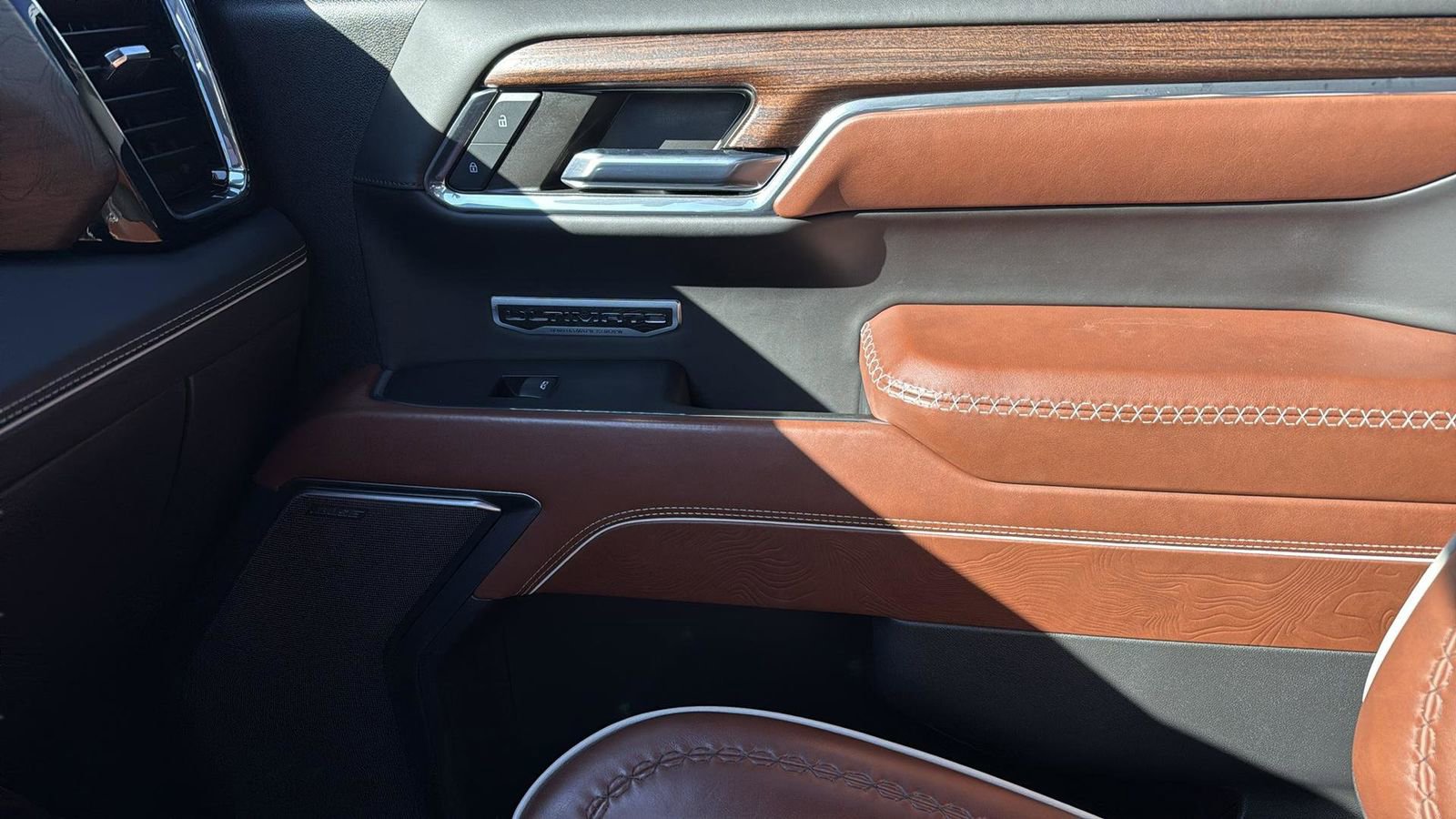 Used 2024 GMC Sierra 1500 Denali Ultimate image 24